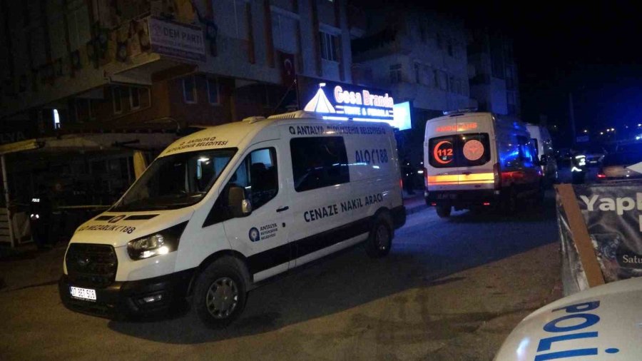Antalya’da Markette Cinayet: 2 Ölü