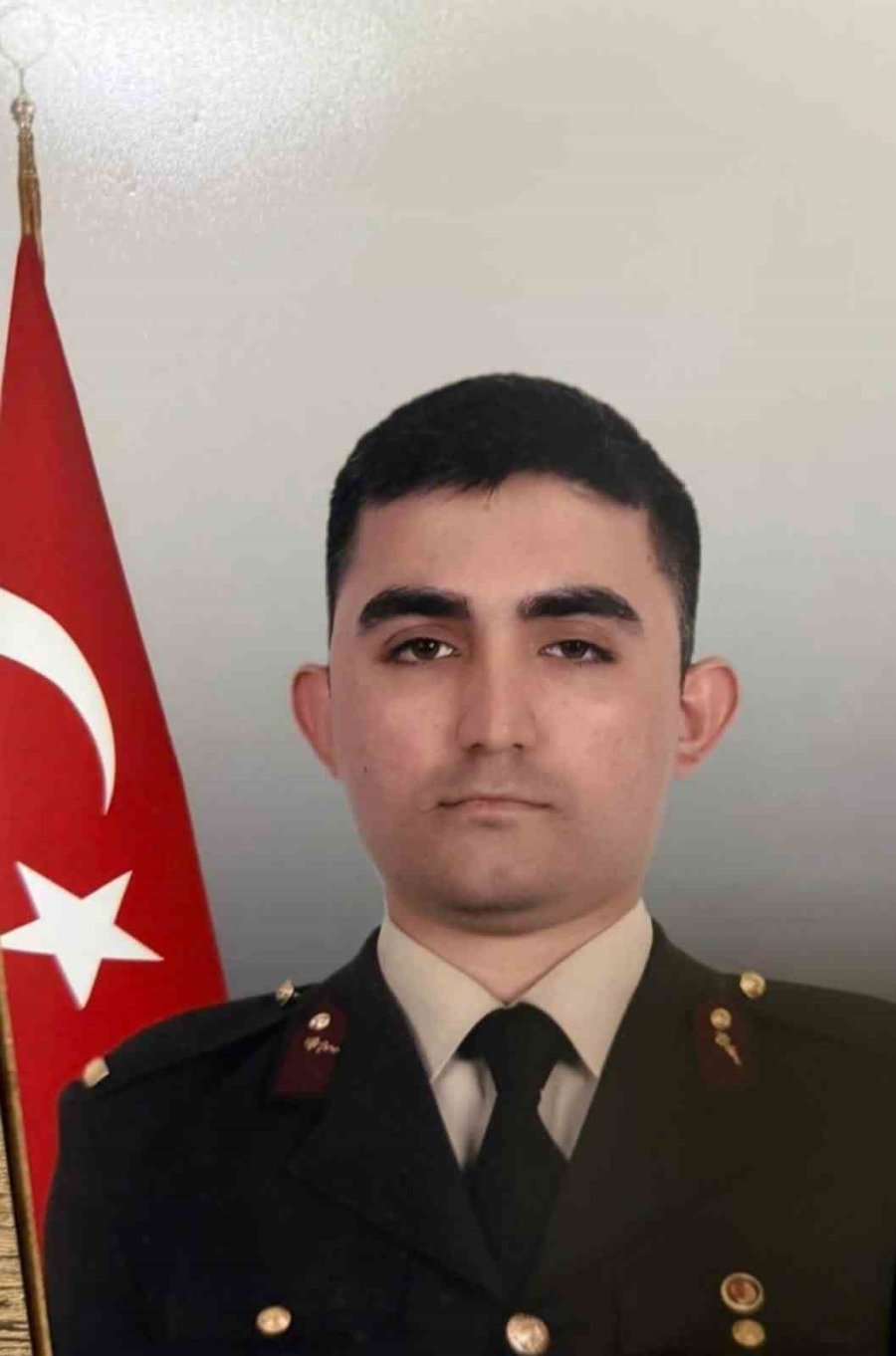 Antalya’daki Baba Ocağına İzne Gelen 23 Yaşındaki Yedek Subay Hayatını Kaybetti