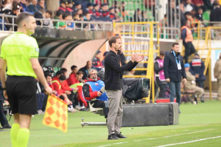 Trendyol Süper Lig: Corendon Alanyaspor: 2 - Fatih Karagümrük: 0 (maç Sonucu)