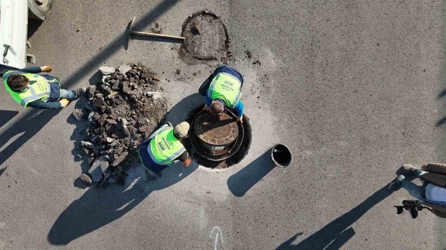 Asat’tan Kanalizasyon Hattı Temizliği Ve Kapak Düzenleme Çalışması