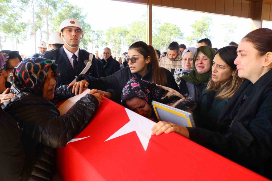 Ambulans Helikopter Kazasında Hayatını Kaybeden Sağlık Çalışanı Att’nin Eşinden Şehitlik Talebi