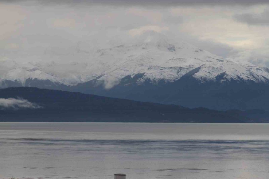 Yağışlar Anamas’ın Zirvesini Beyazlattı