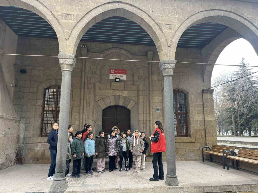 Köylerde Yaşayan Öğrenciler Bu Projeyi Çok Sevdi