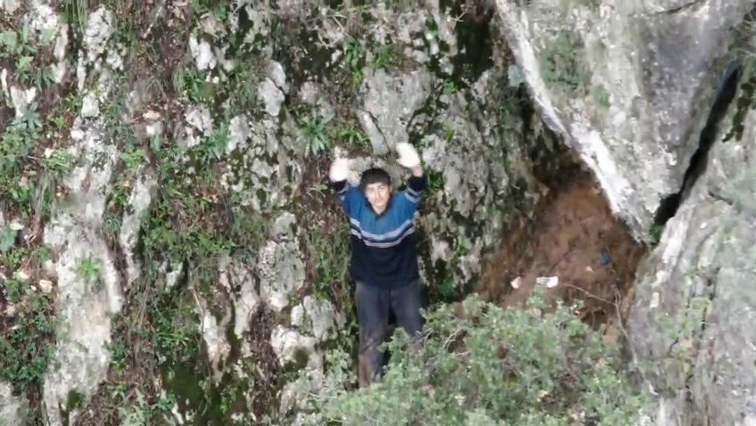 Dağın Zirvesinde Mahsur Kalıp Çığlığını 4 Gün Sonra Duyurabilen Genç: "devletimden Allah Razı Olsun, Gelmeseler Ölecektim"