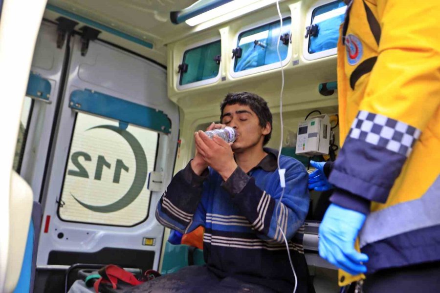 Dağın Zirvesinde Mahsur Kalıp Çığlığını 4 Gün Sonra Duyurabilen Genç: "devletimden Allah Razı Olsun, Gelmeseler Ölecektim"