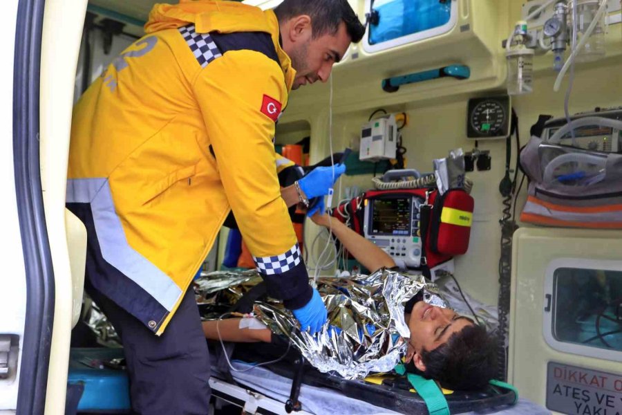 Dağın Zirvesinde Mahsur Kalıp Çığlığını 4 Gün Sonra Duyurabilen Genç: "devletimden Allah Razı Olsun, Gelmeseler Ölecektim"