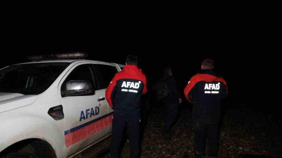 Yaşam İçin Son Çığlığı 4’üncü Gün Duyuldu: Dağın Zirvesinde Mahsur Kalan Genç İçin Ekipler Seferber Oldu