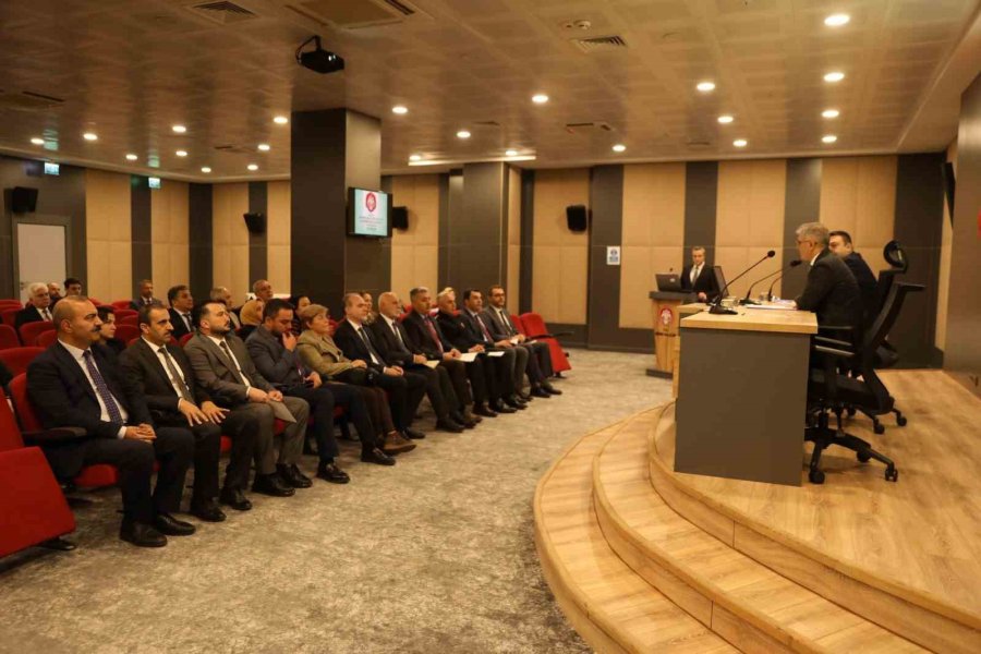 Niğde’de Bağımlılıkla Mücadele Masaya Yatırıldı