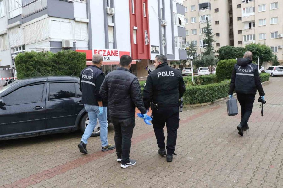 Antalya’da 5 Yaşındaki Oğlunun Ölümünün Ardından Anne De Balkondan Düştü