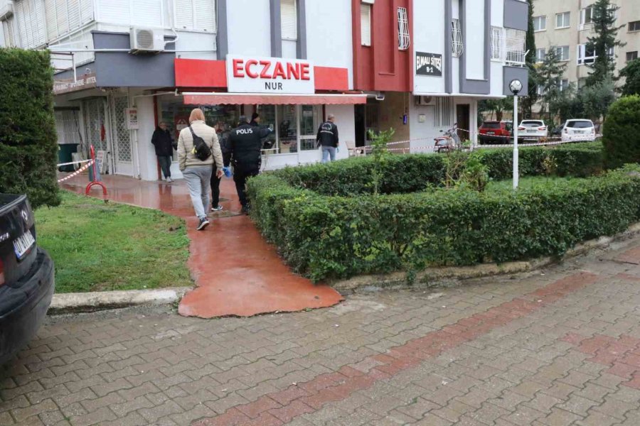 Antalya’da 5 Yaşındaki Oğlunun Ölümünün Ardından Anne De Balkondan Düştü