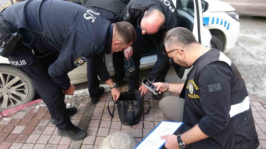 Yola Bıraktığı Çanta Polisi Alarma Geçirdi, Gözaltına Alınırken Güçlük Yaşattı
