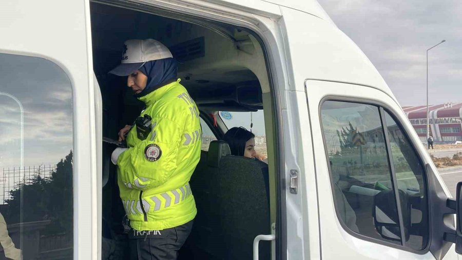 Karaman’da Okul Servislerine Yönelik Denetimler Devam Ediyor