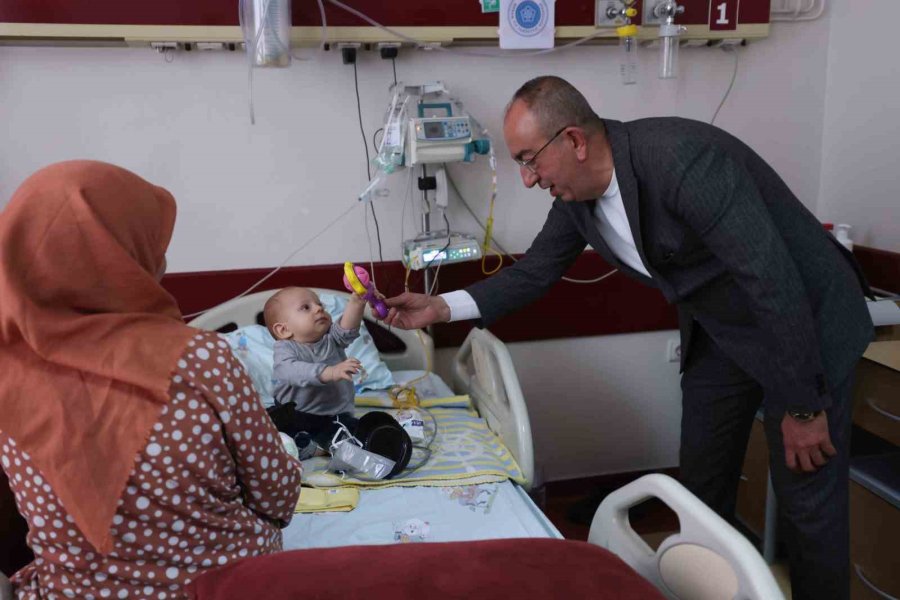 Başkan Kavuş Şivliliğe Çıkamayan Çocukları Unutmadı