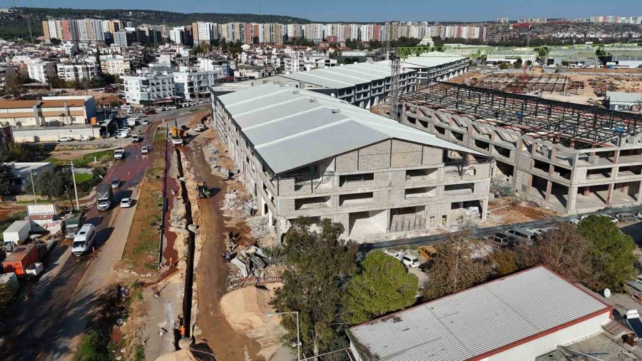 Asat’tan Akdeniz Sanayi Sitesi Bölgesine Yeni Kanalizasyon Yatırımı