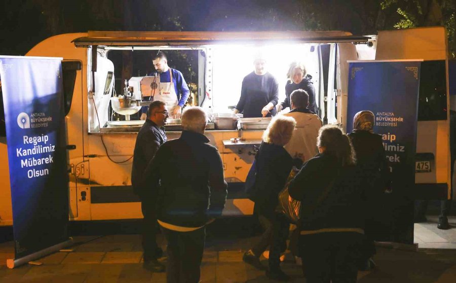 Büyükşehir’den Regaip Kandili’nde Lokma Ve Kandil Simidi İkramı