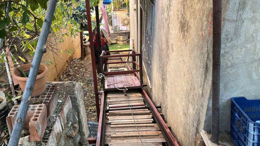 İlkel Teleferikle Okula Gidebilen Engelli Tunahan İçin Türkiye Seferber Oldu