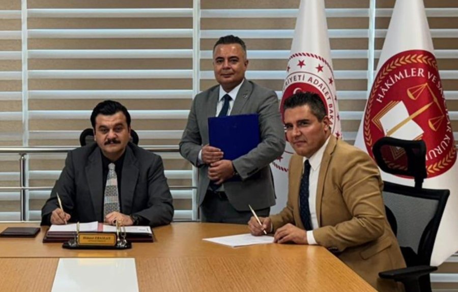 Erdemli’de Yargı Mensuplarının Lojman Sorunu Çözülüyor: 30 Daire İçin İmzalar Atıldı