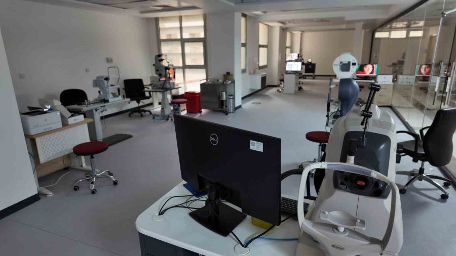 Niğde Eğitim Ve Araştırma Hastanesi’ne 15 Milyon Tl’lik Tıbbi Cihaz Bağışı