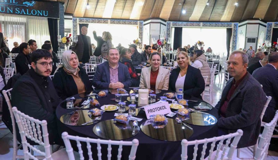 Antalya’da Geleneksel Bamya Çorbası Etkinliği