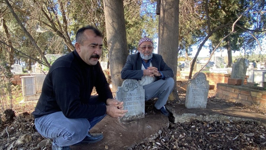 Antalya’da 50 Yıl Önce Hayatını Kaybeden İki Tarım İşçisinin Mezarları Sahiplerini Bekliyor