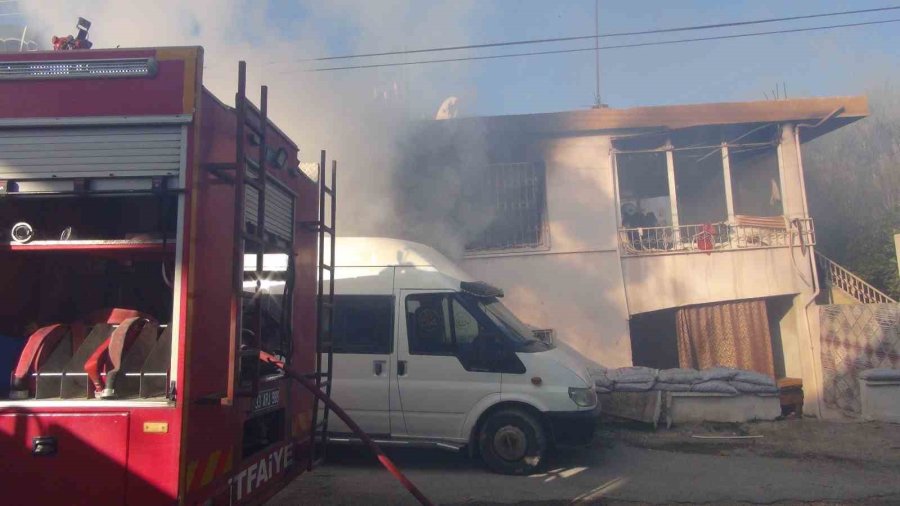 Mersin’de Acı Olay: Evde Çıkan Yangında 2 Çocuk Hayatını Kaybetti