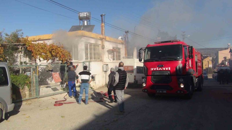 Mersin’de Acı Olay: Evde Çıkan Yangında 2 Çocuk Hayatını Kaybetti