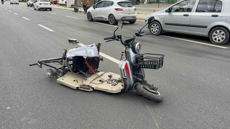 Gazipaşa’da Akülü Motosiklete Otomobil Çarptı: 1 Ölü