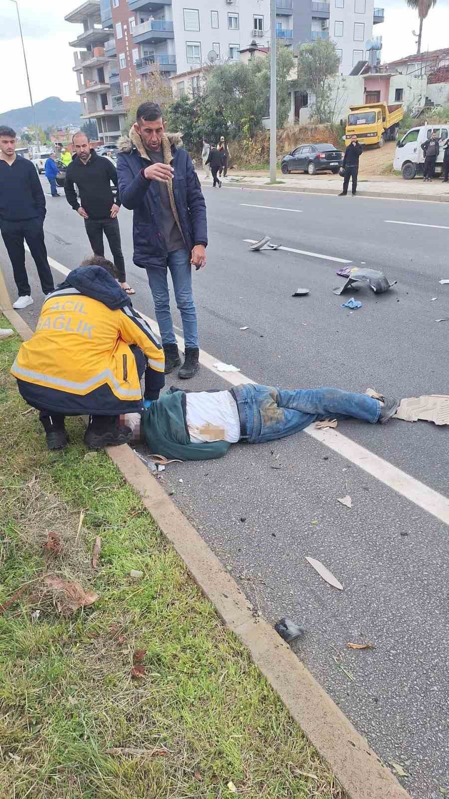 Gazipaşa’da Akülü Motosiklete Otomobil Çarptı: 1 Ölü