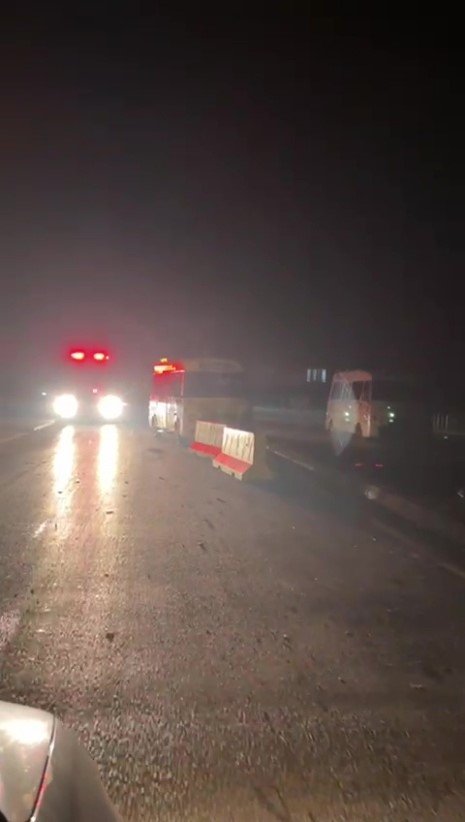 Dava Nedeniyle Kapatılan Yoldan Geçemeyen İtfaiye Yangına Ulaşmakta Güçlük Çekti