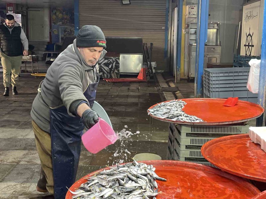 Geciken Kış Konya’da Balığı Da Vurdu