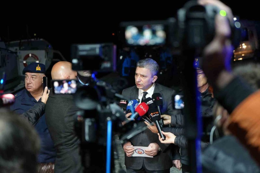 Antalya Valisi Şahin: "aralık Ayında Deaş’e Yönelik 20 Operasyon Düzenlendi"