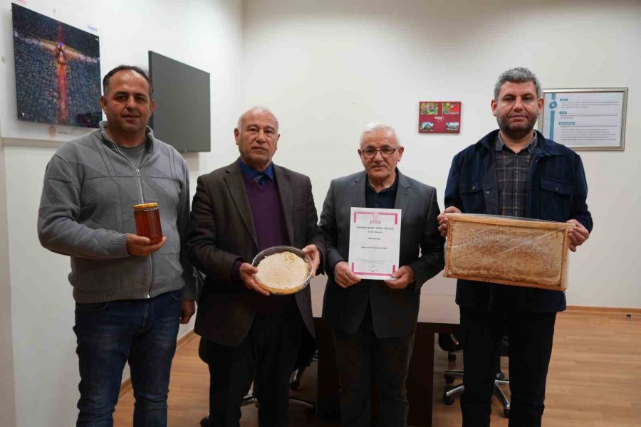 Niğde’nin ’geven Balı’ Coğrafi İşaretle Tescillendi