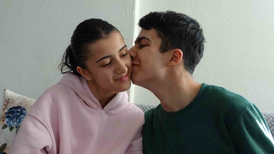 15 Yaşındaki Burak’ın Otizmle Mücadelesi Başarı Hikayesine Dönüştü
