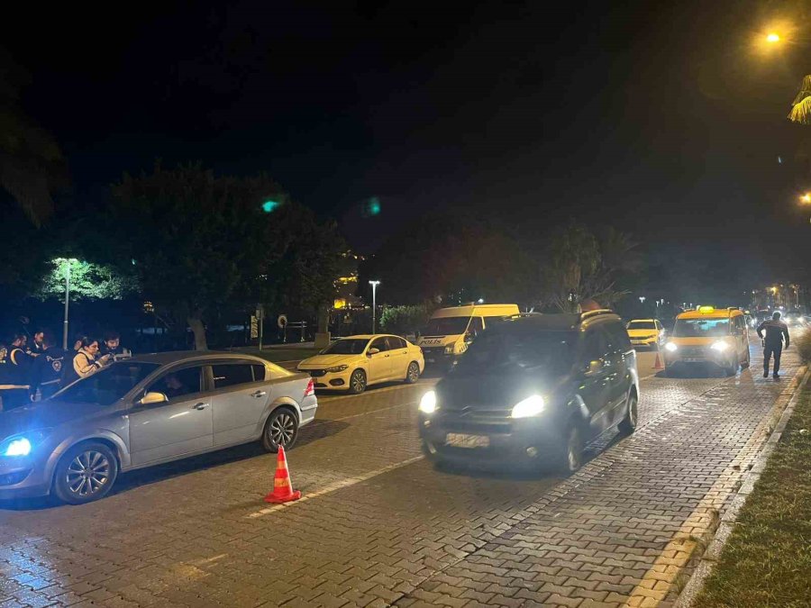 Alanya 2026’ya Coşkuyla Girdi