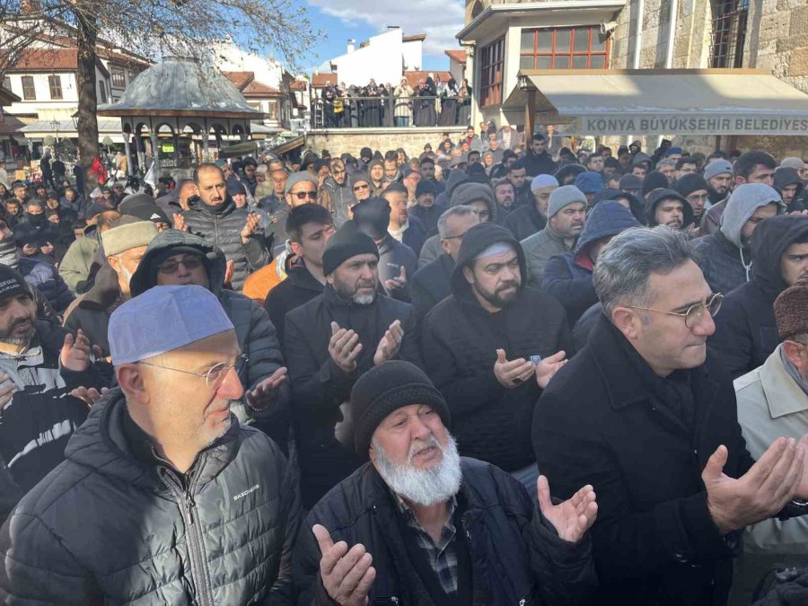 Konya’da Ebu Ubeyde Ve Tüm Şehitler İçin Gıyabi Cenaze Namazı Kılındı