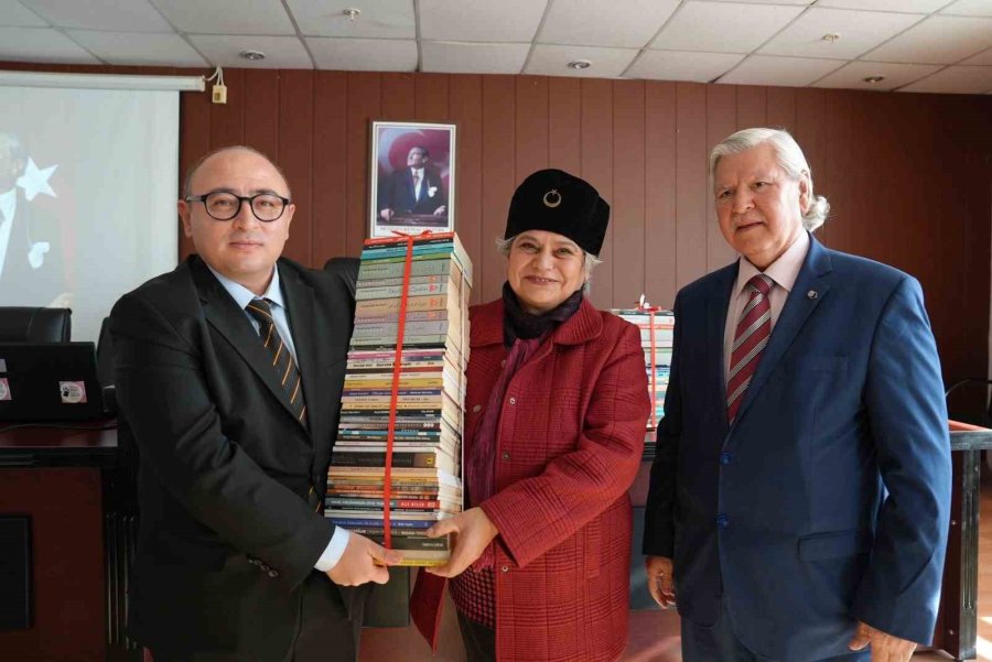 3 Ocak Şiir Yarışmasında Dereceye Girenler Belirlendi