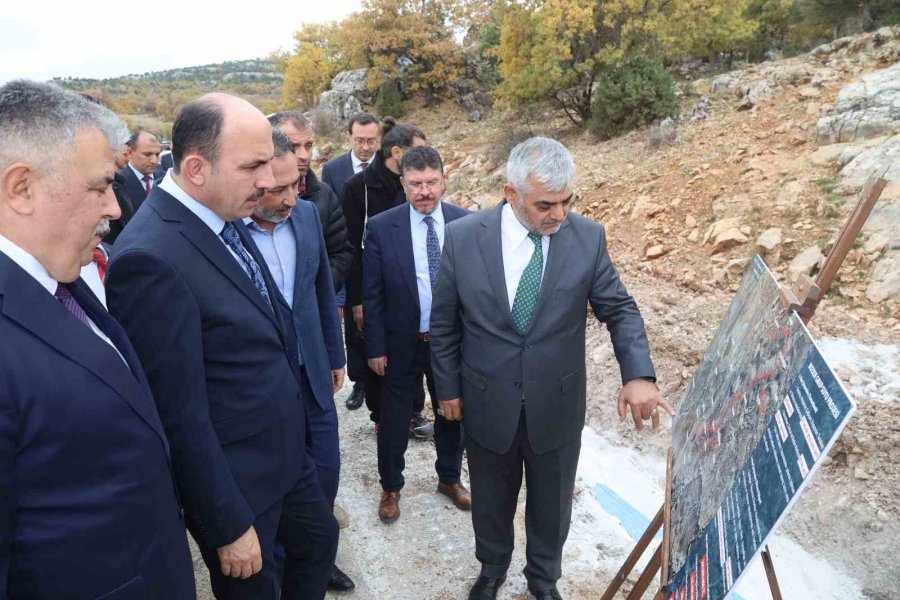 Konya Büyükşehir’den 282 Kilometre Yeni Su Ve Kanalizasyon Şebekesi