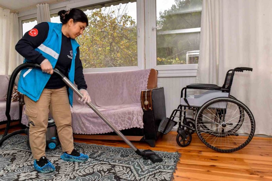 Mersin Büyükşehir Belediyesi 2025’te Sağlık Ve Sosyal Destekle Her Kesime Ulaştı