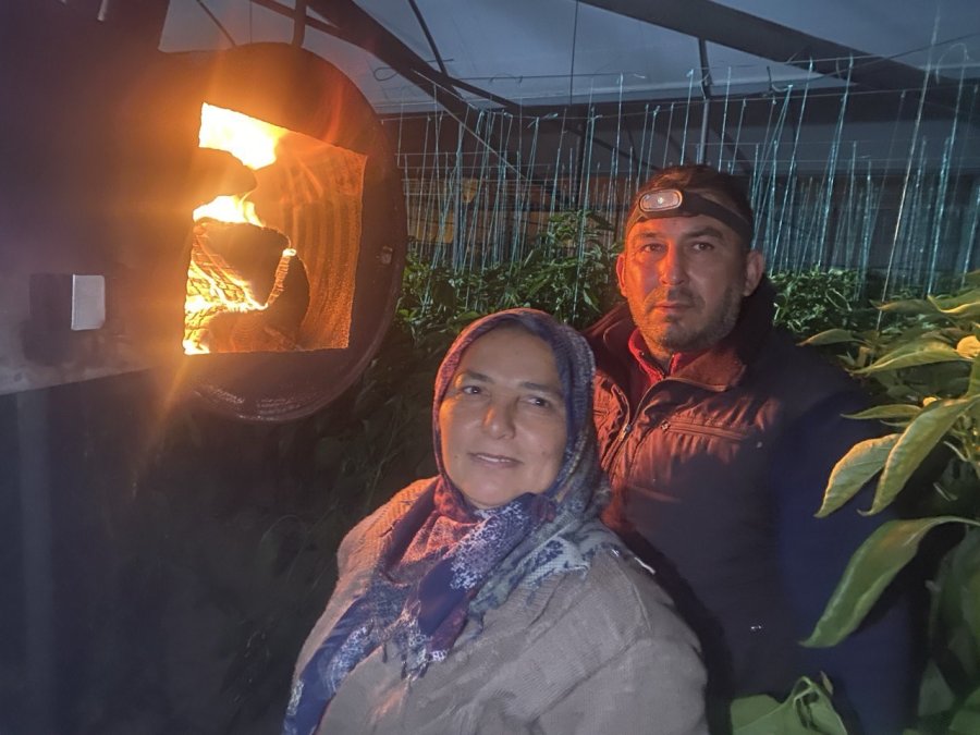 Antalya’da Üretici Don Nöbetinde