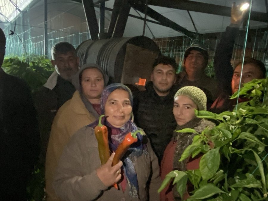 Antalya’da Üretici Don Nöbetinde