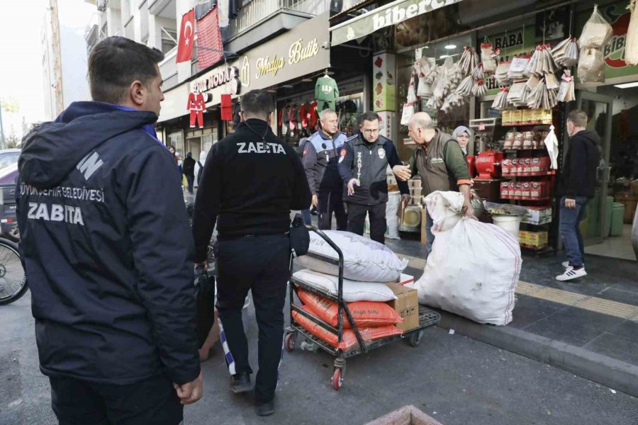 Mersin’de Kaldırım İşgaline İzin Verilmiyor