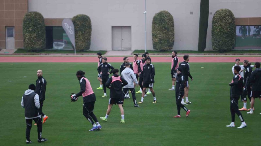 Beşiktaş, Devre Arası Çalışmalarını Antalya’da Sürdürüyor