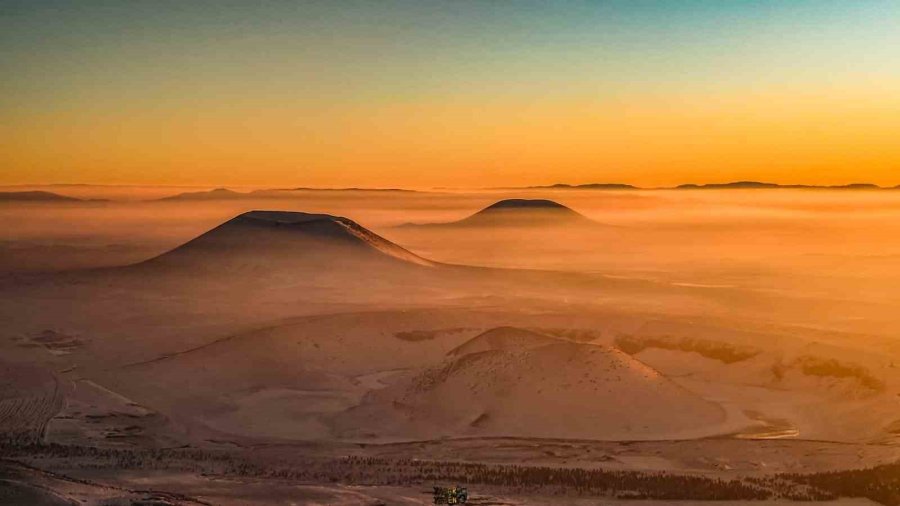 Dünyanın Nazar Boncuğu Meke Gölü’nde Karlı Gün Batımı Manzarası