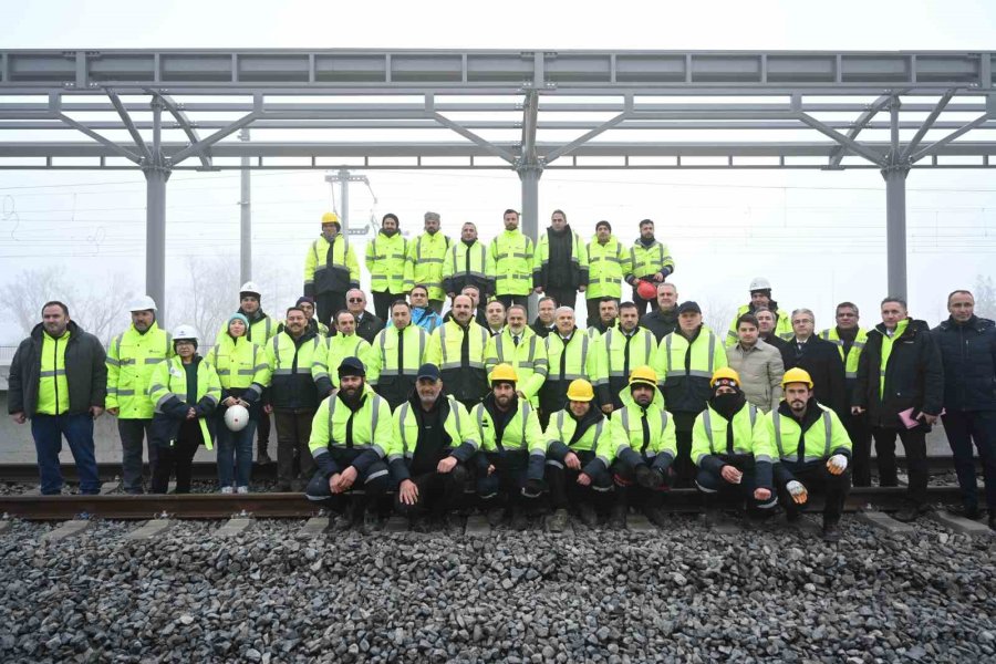 Konyaray Banliyö Hattı’nda Ray Birleştirme Kaynak Programı Yapıldı