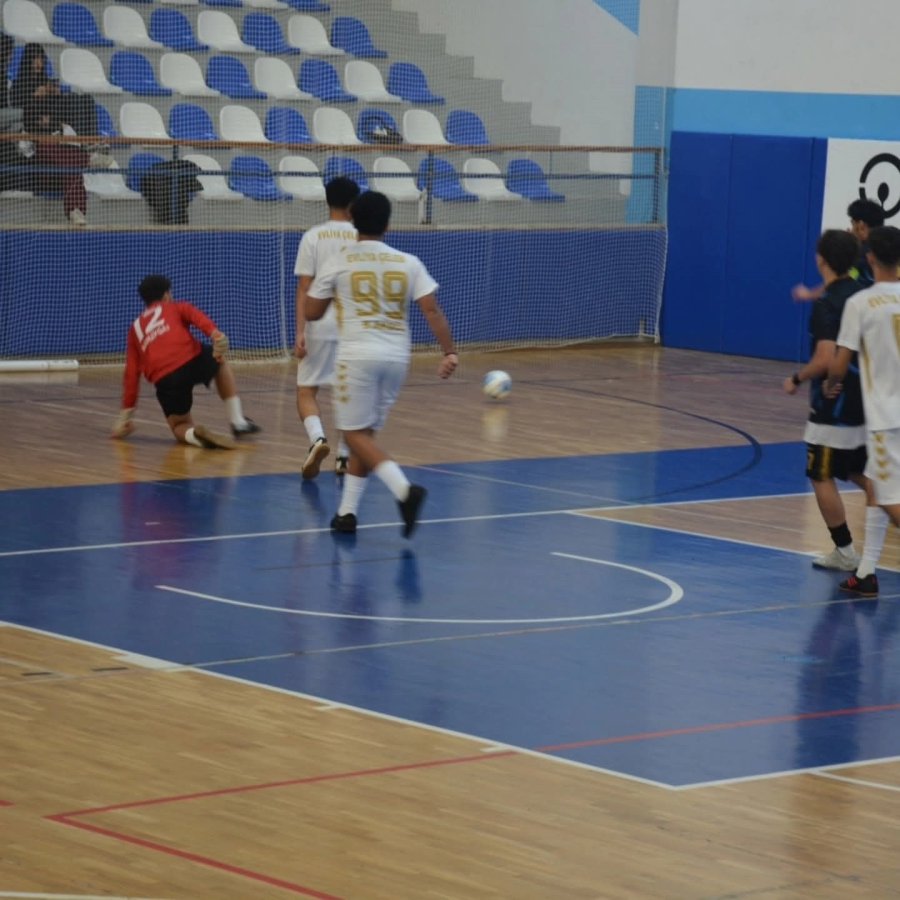 Futsal Şampiyonası Nefes Kesti