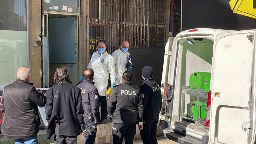 Karaman’da Yakınlarının Haber Alamadığı Şahıs Evinde Ölü Bulundu