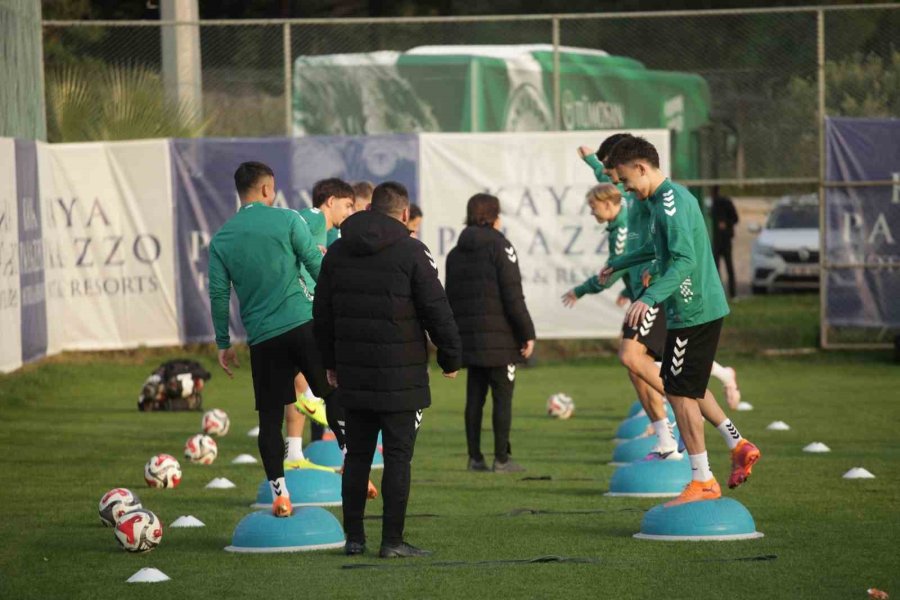 Konyaspor, Antalya’da Hazırlıklarına Devam Ediyor