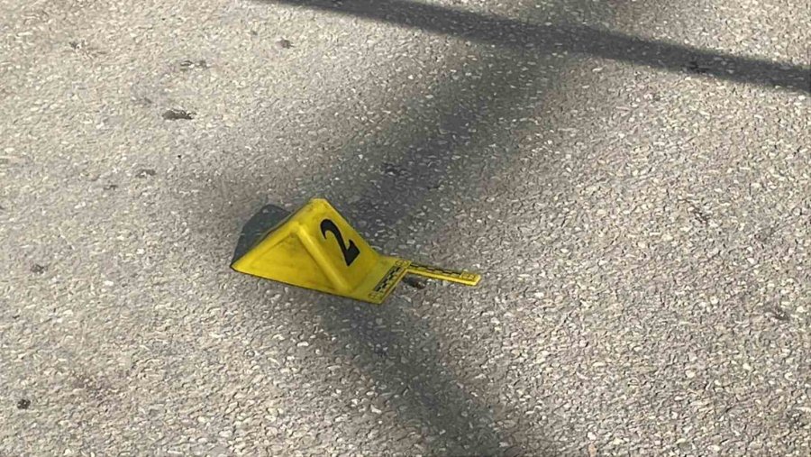 Baba Ve 3 Oğlu Sokak Ortasında Silahla Vuruldu: Yaralılardan 3’ünün Durumu Ağır