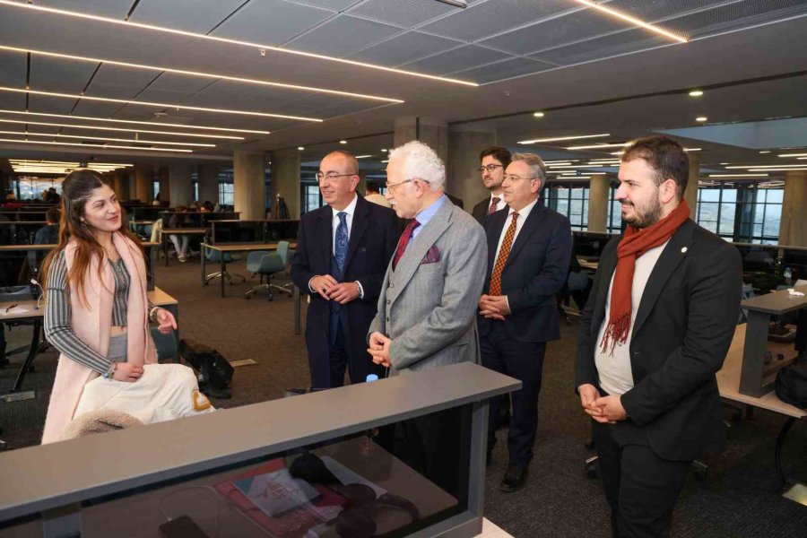 Üniversitelilerin Final Stresine Sıcak Bir Mola: Başkan Kavuş’tan Gençlere Çorba İkramı