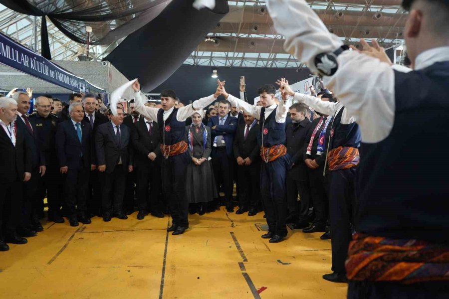 Milli Eğitim Bakanı Tekin: "türkiye Cumhuriyeti’nin En Önemli Mihenk Taşlarından Biri Erzurum’dur"